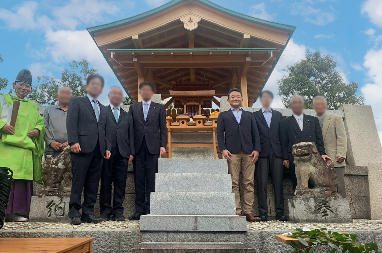 厳島神社本殿修繕並びに覆屋完成式典に大峰堂薬品工業社長が参加しました。