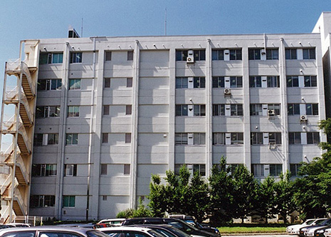 the Institute of Natural Medicine, Toyama Medical
and Pharmaceutical University